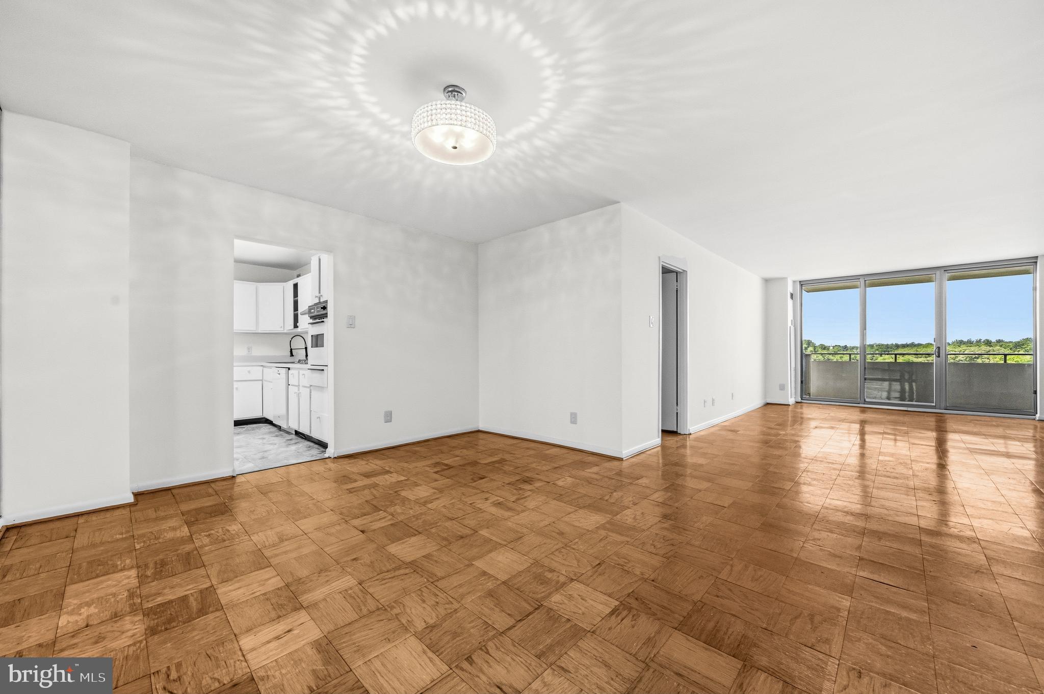 KENWOOD - Residential