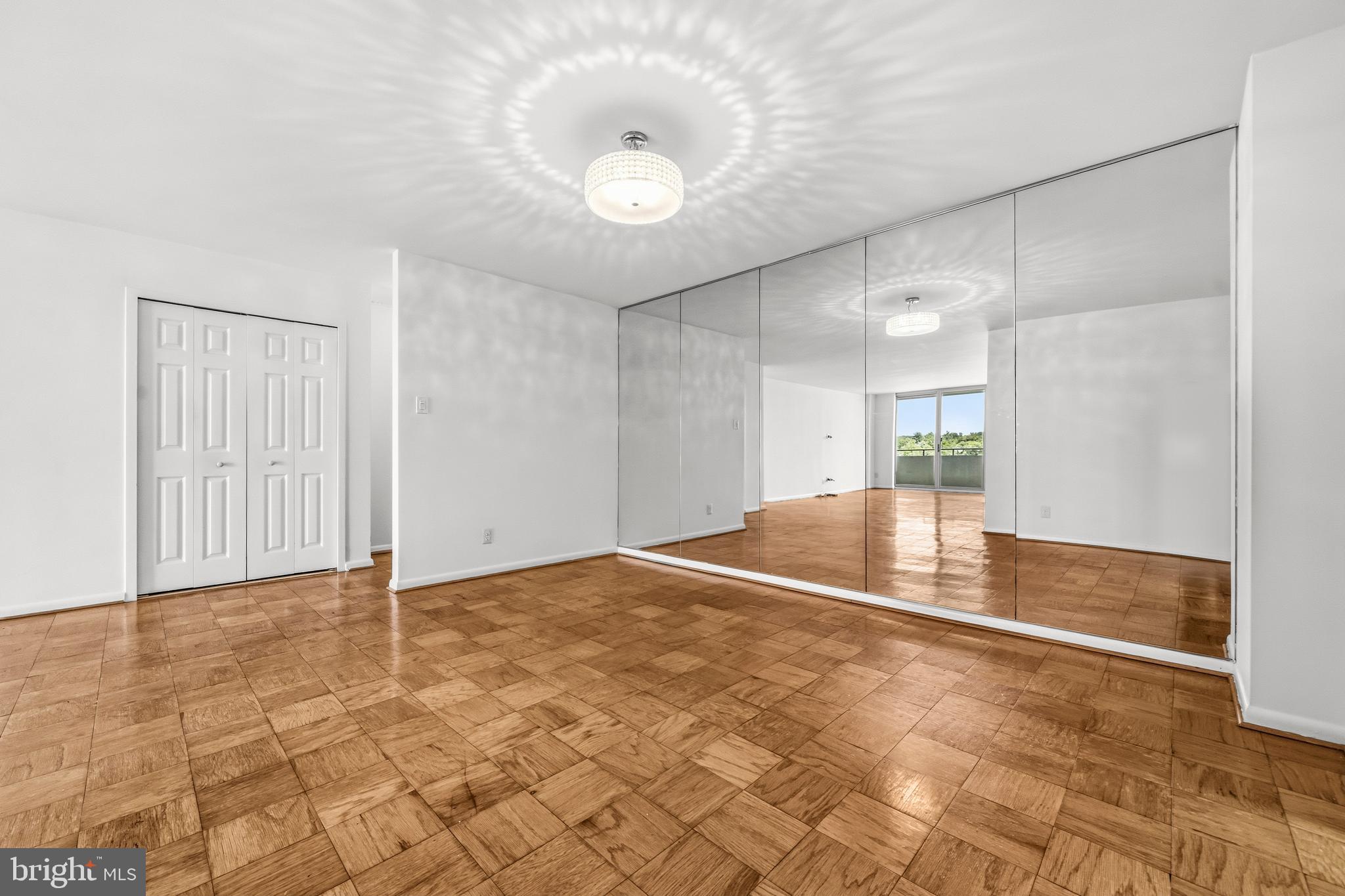 KENWOOD - Residential