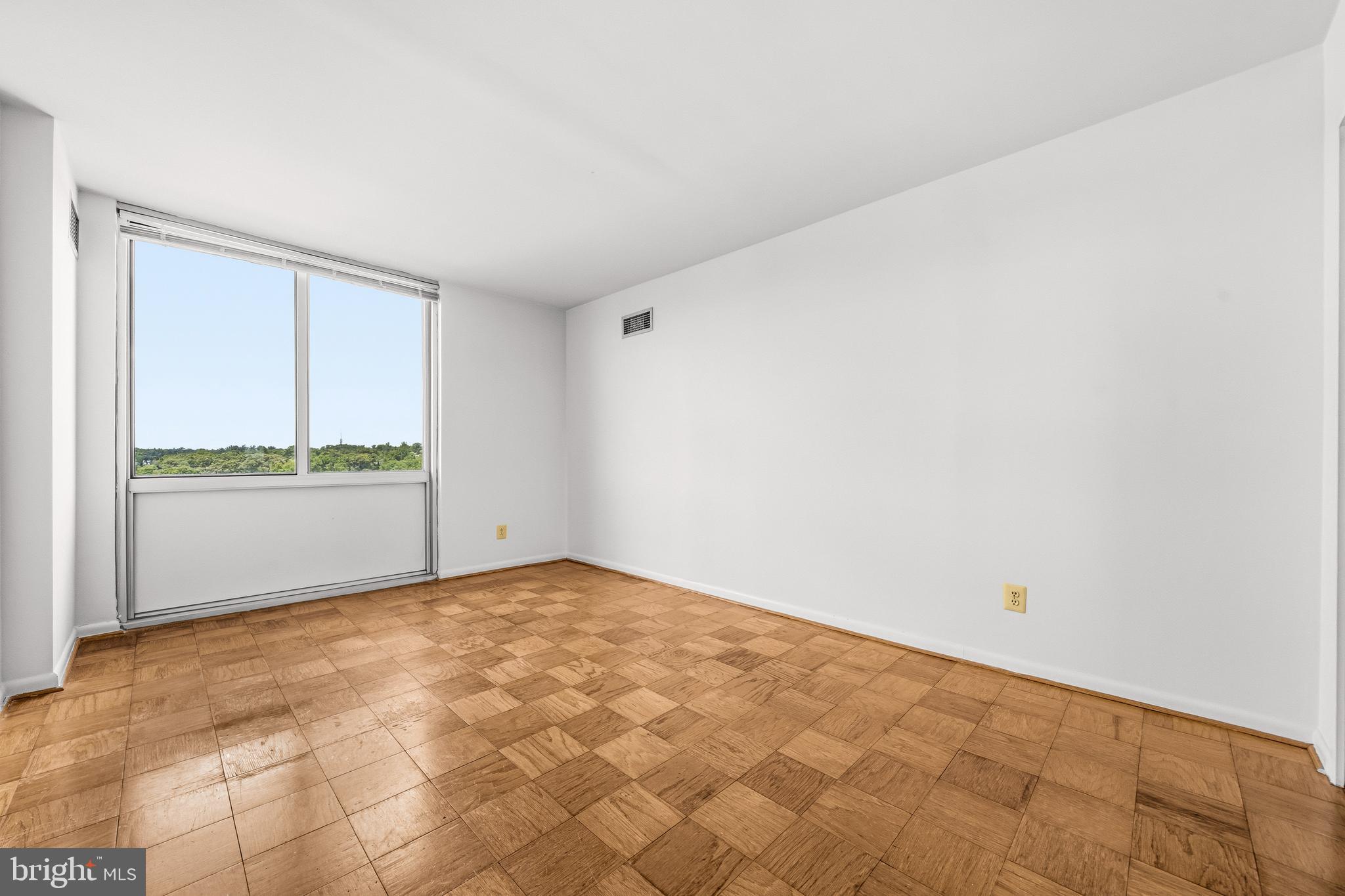 KENWOOD - Residential
