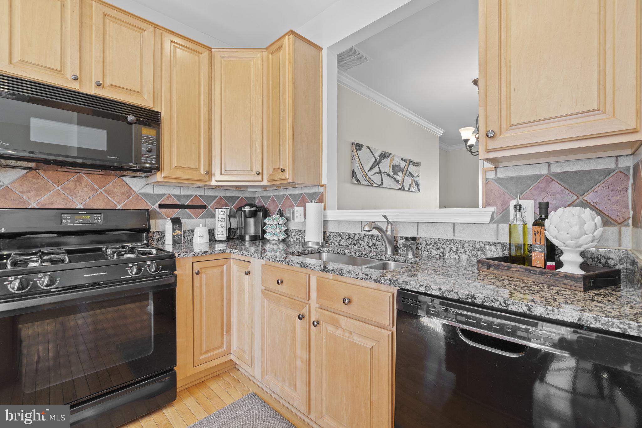 BELMONT BAY - Residential Lease