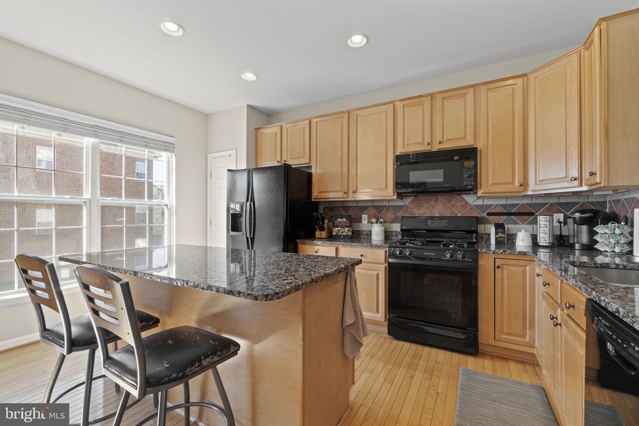 BELMONT BAY - Residential Lease