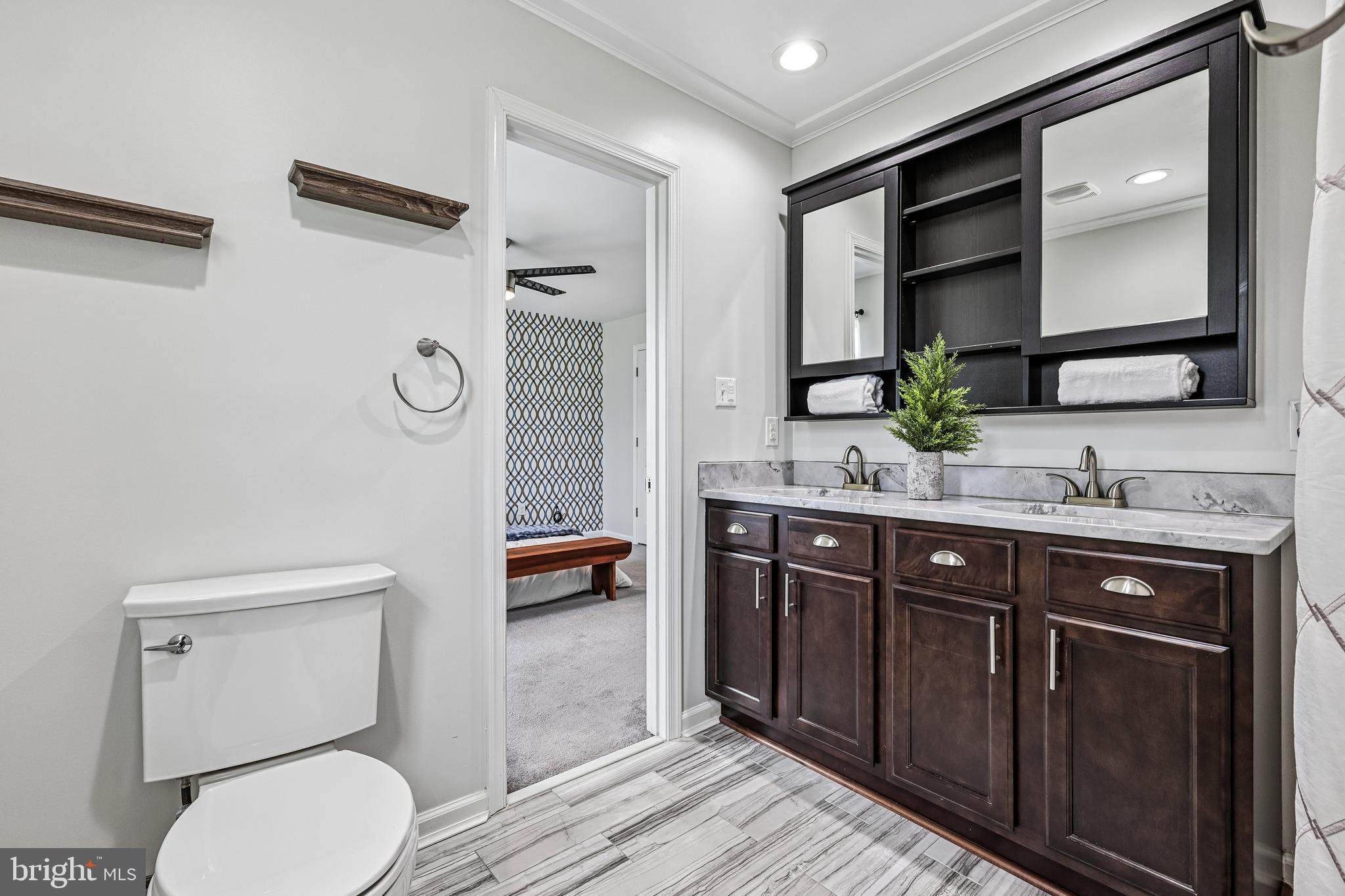 CEDAR RUN ESTS - Residential
