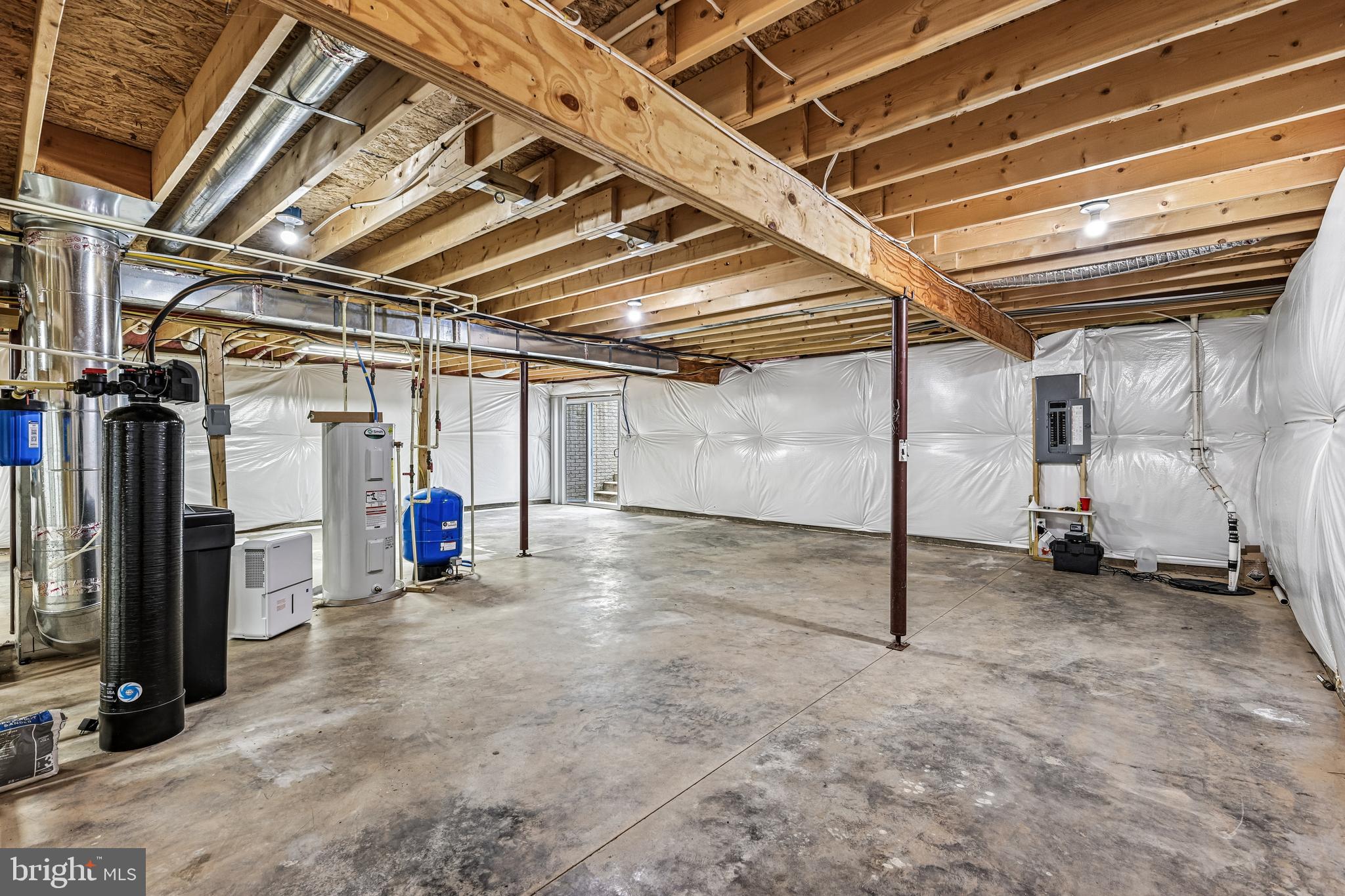 CEDAR RUN ESTS - Residential