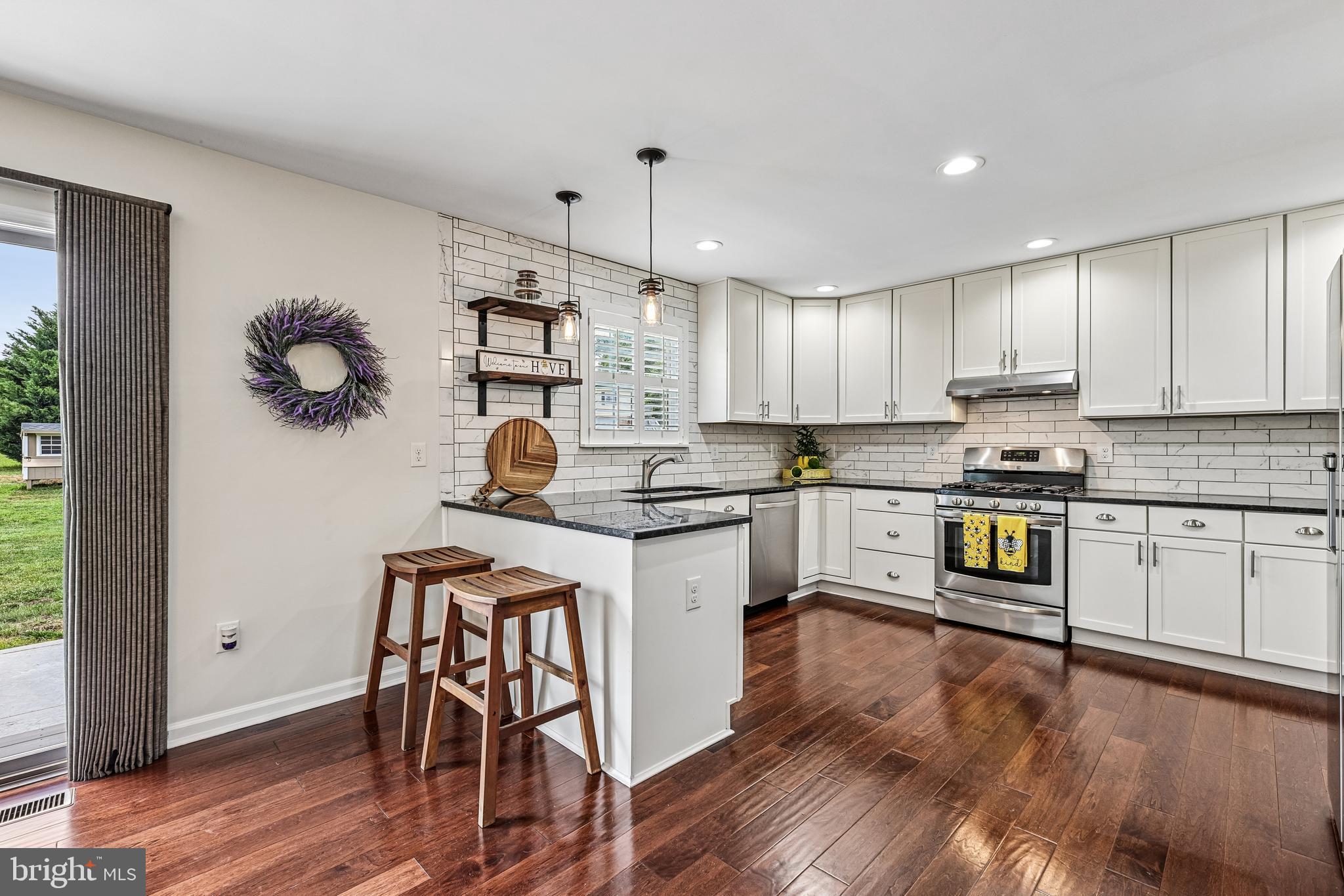 CEDAR RUN ESTS - Residential