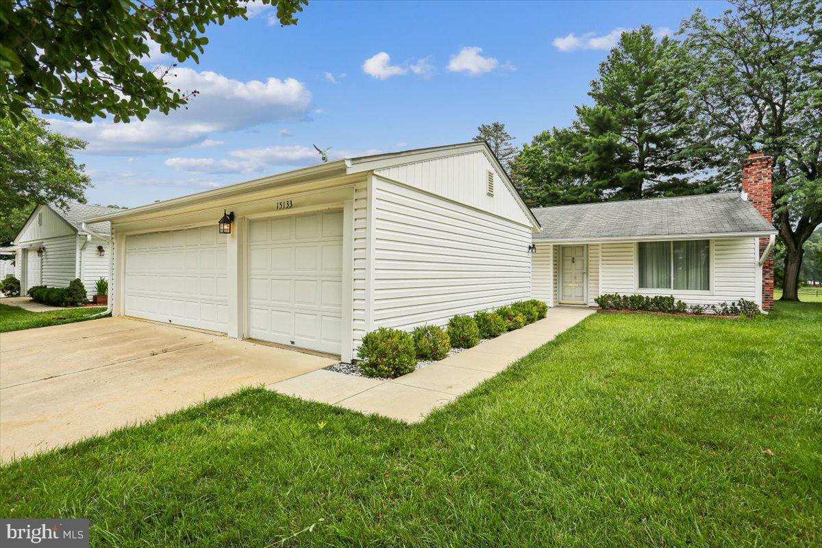 LEISURE WORLD - Residential