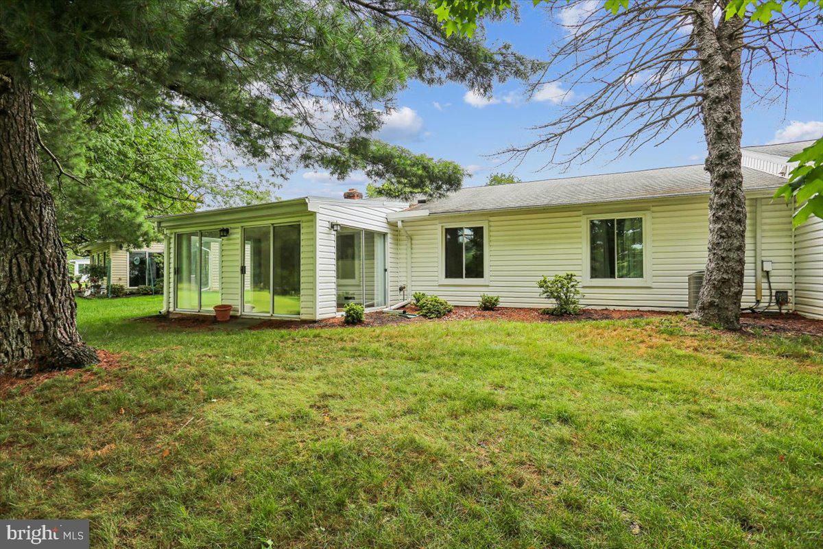 LEISURE WORLD - Residential