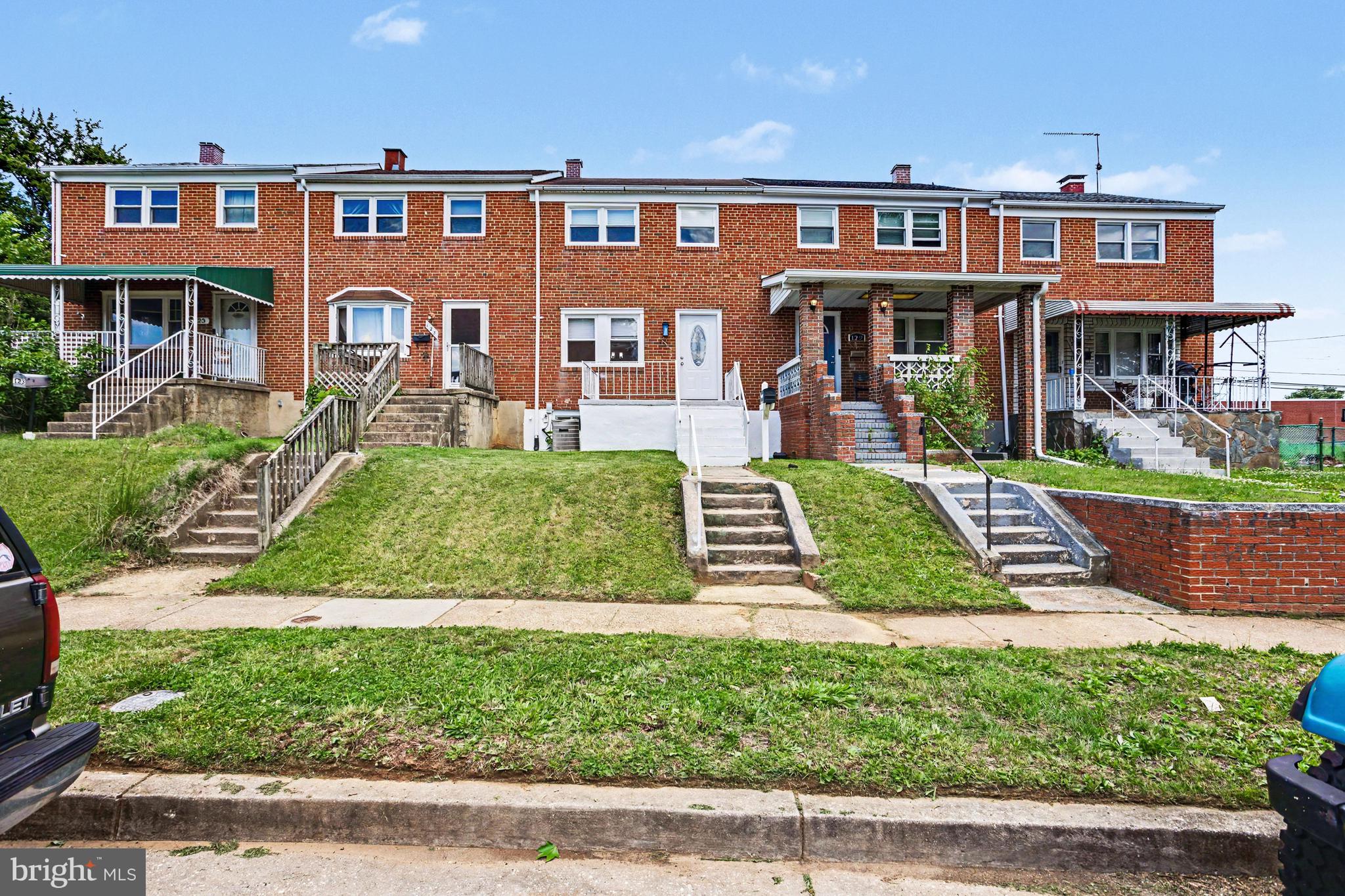COUNTRY RIDGE - Residential