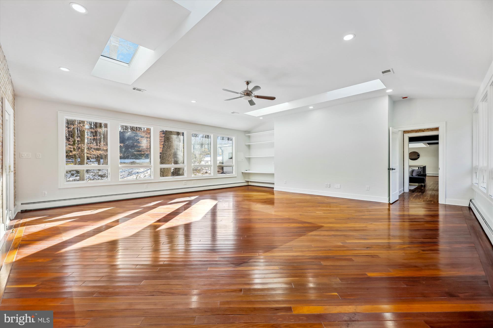 BANNOCKBURN - Residential