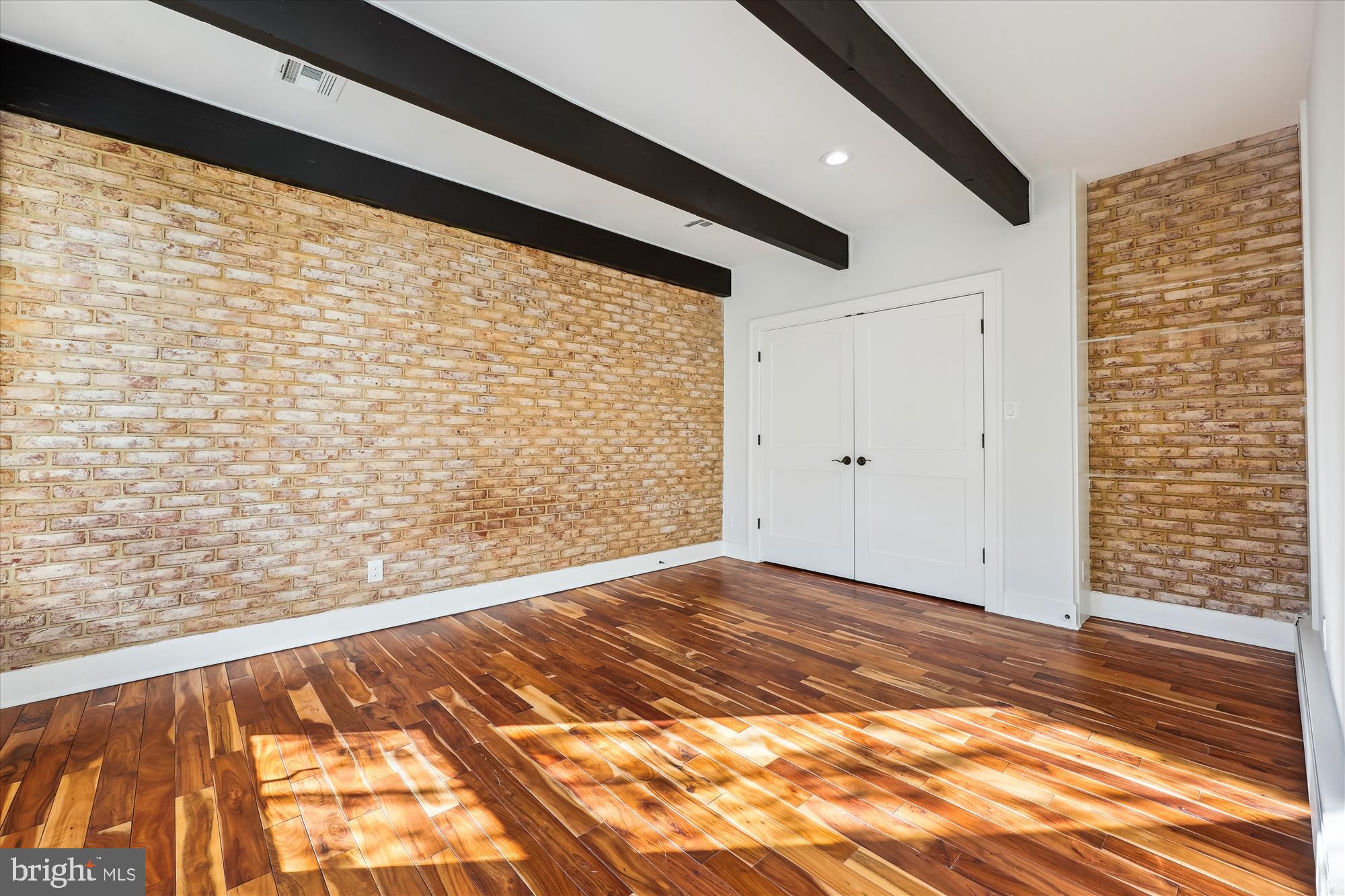 BANNOCKBURN - Residential