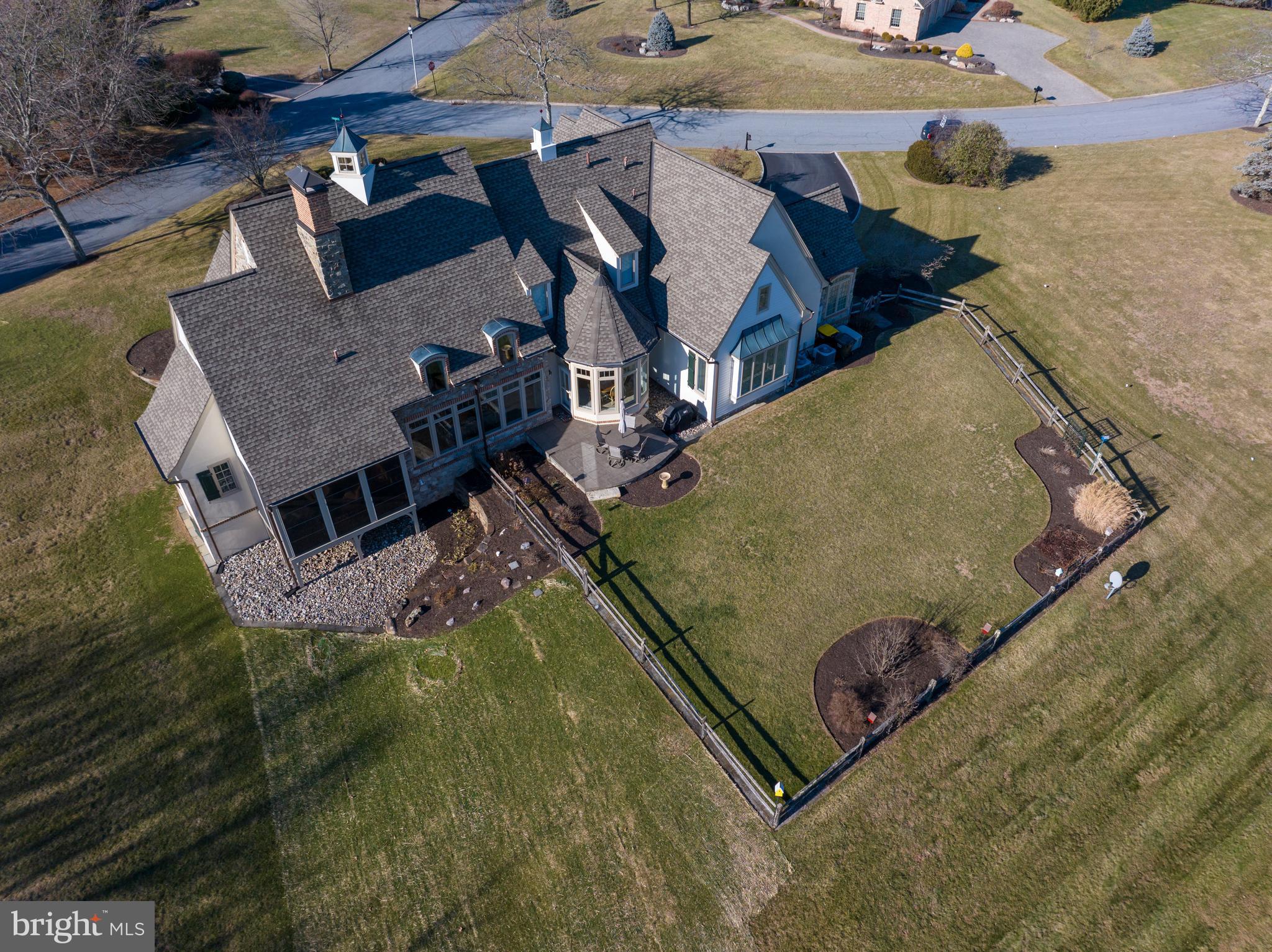 SADDLE RIDGE - Residential