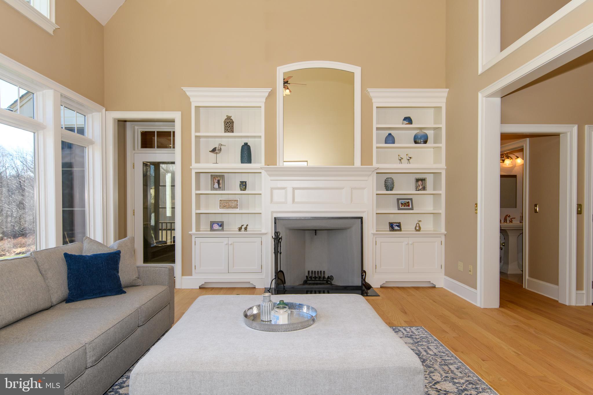 SADDLE RIDGE - Residential