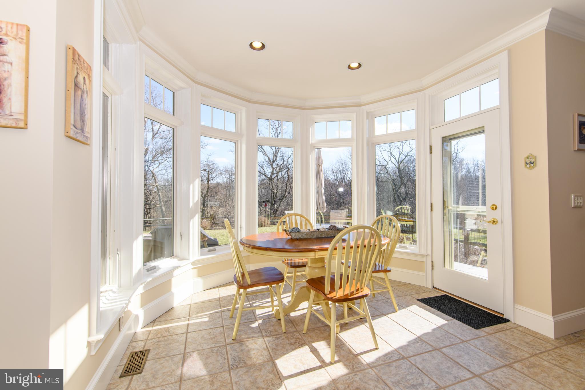 SADDLE RIDGE - Residential