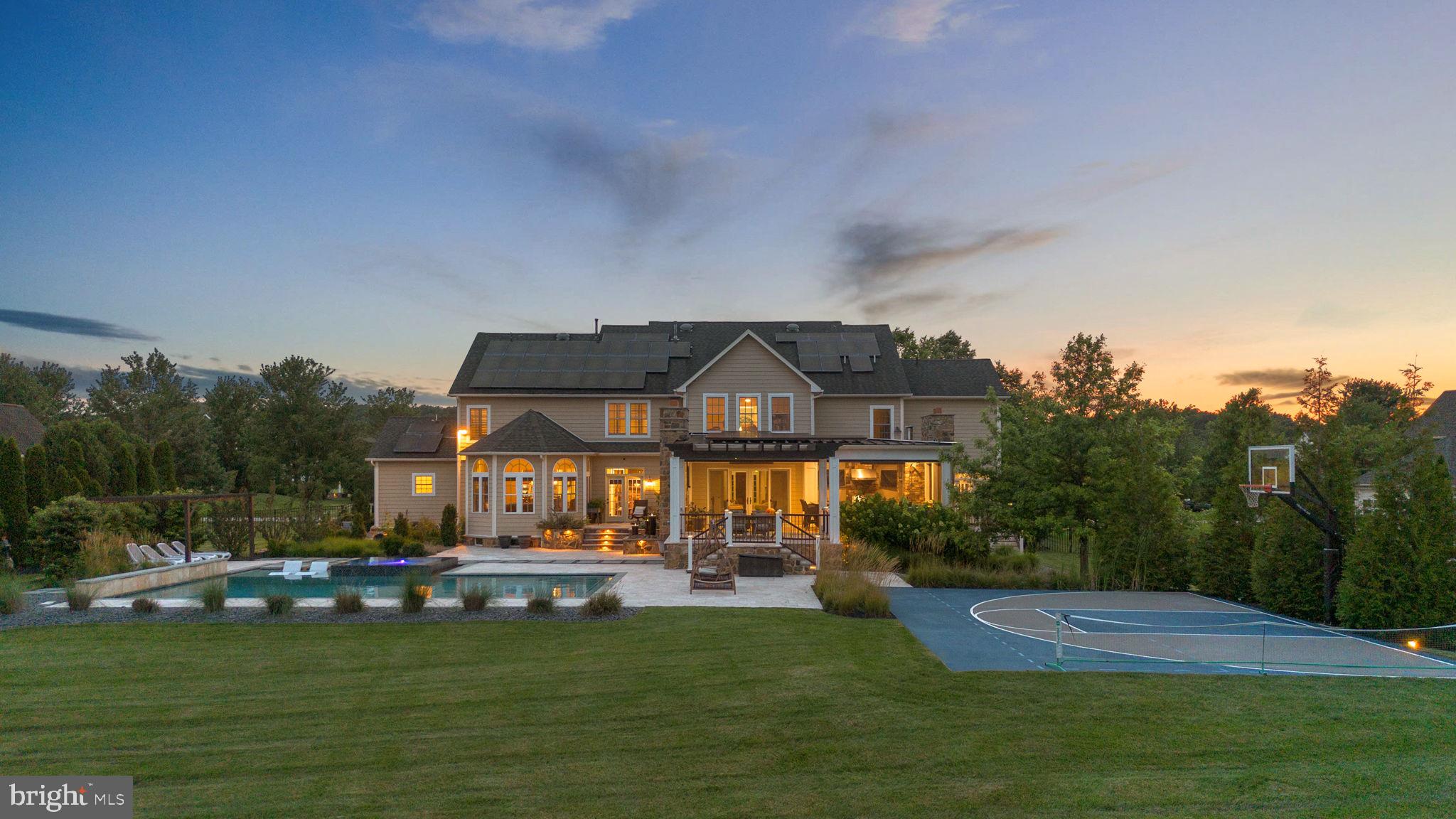 WALNUT GROVE - Residential