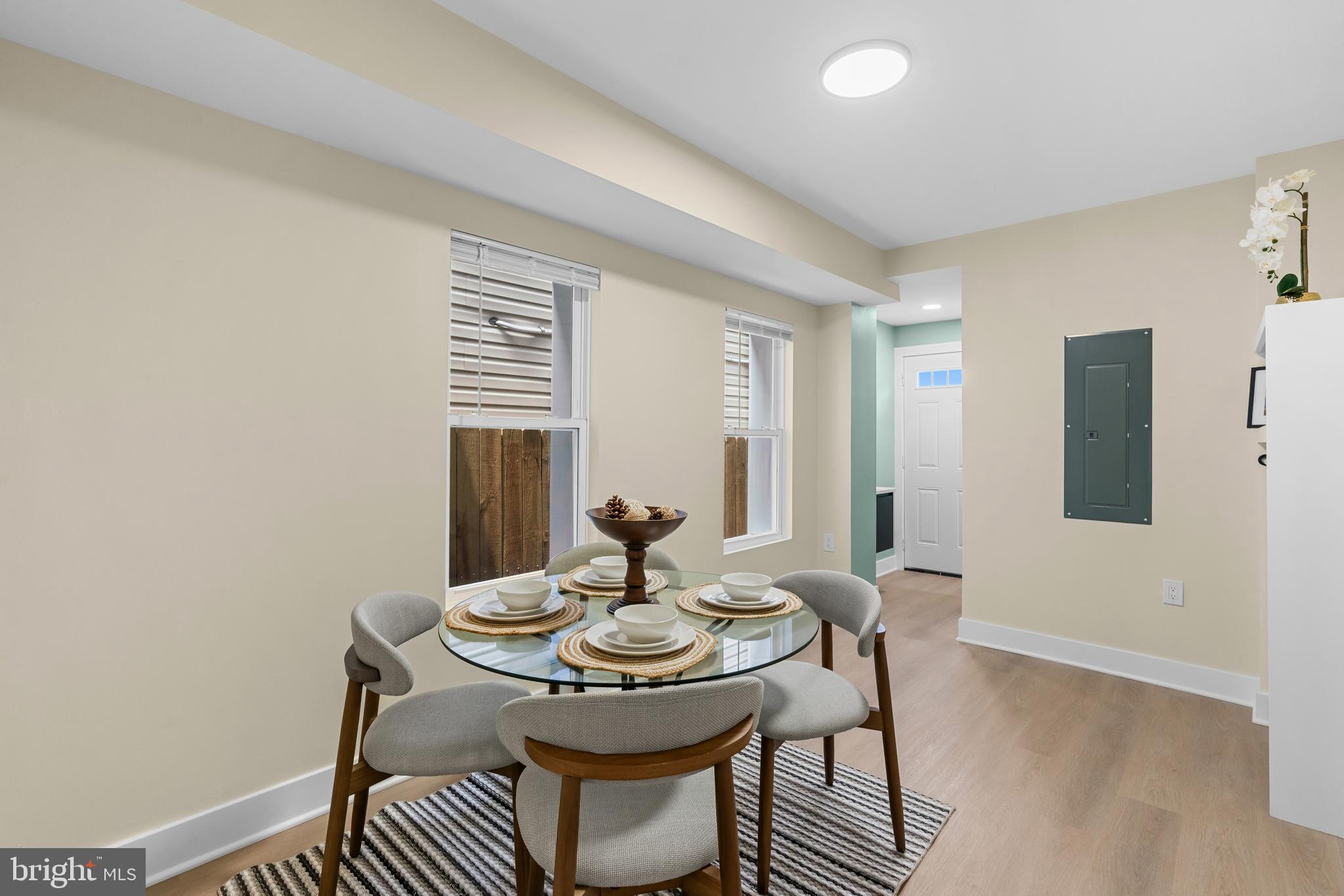 JOHNSTON SQUARE - Residential