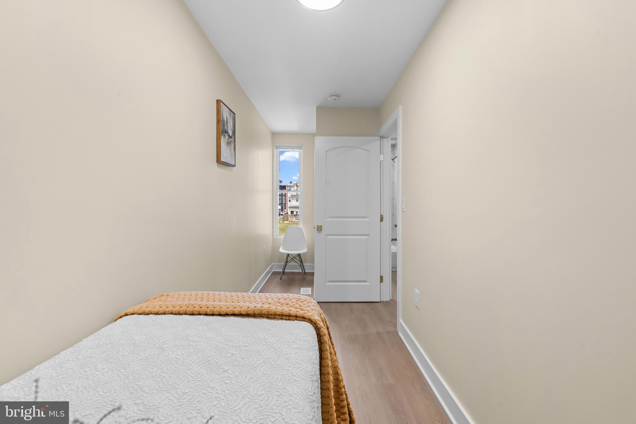 JOHNSTON SQUARE - Residential