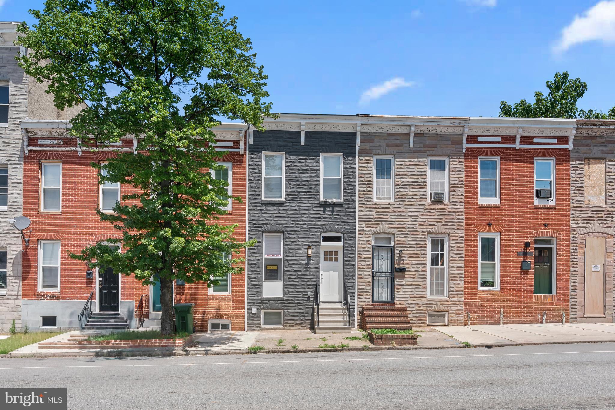 JOHNSTON SQUARE - Residential