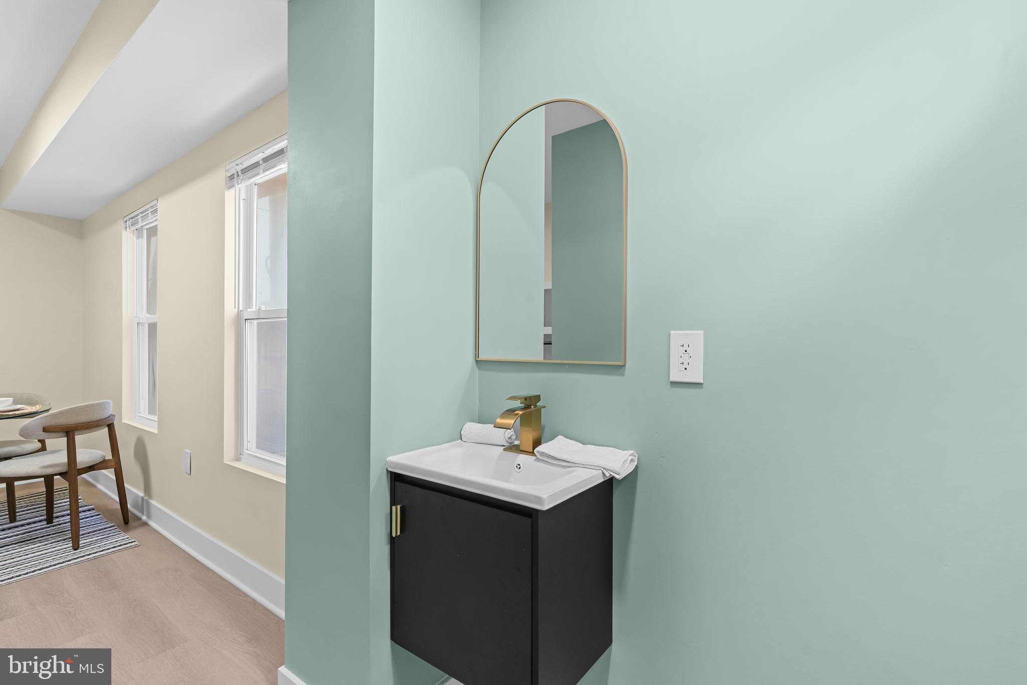 JOHNSTON SQUARE - Residential