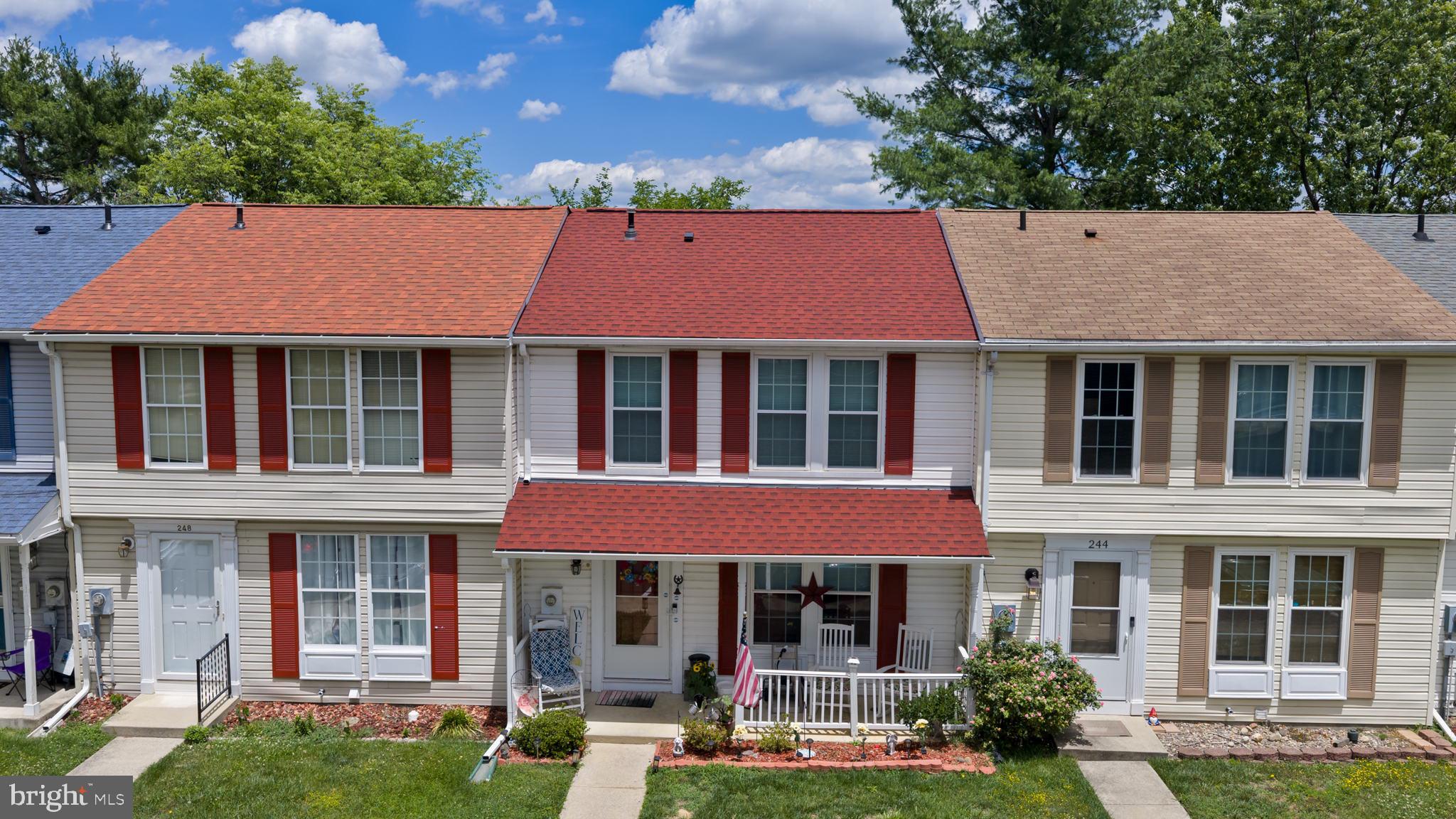 ROLLING MEADOWS - Residential