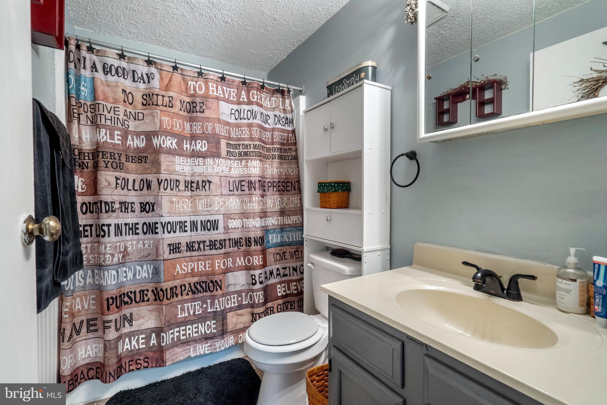 ROLLING MEADOWS - Residential