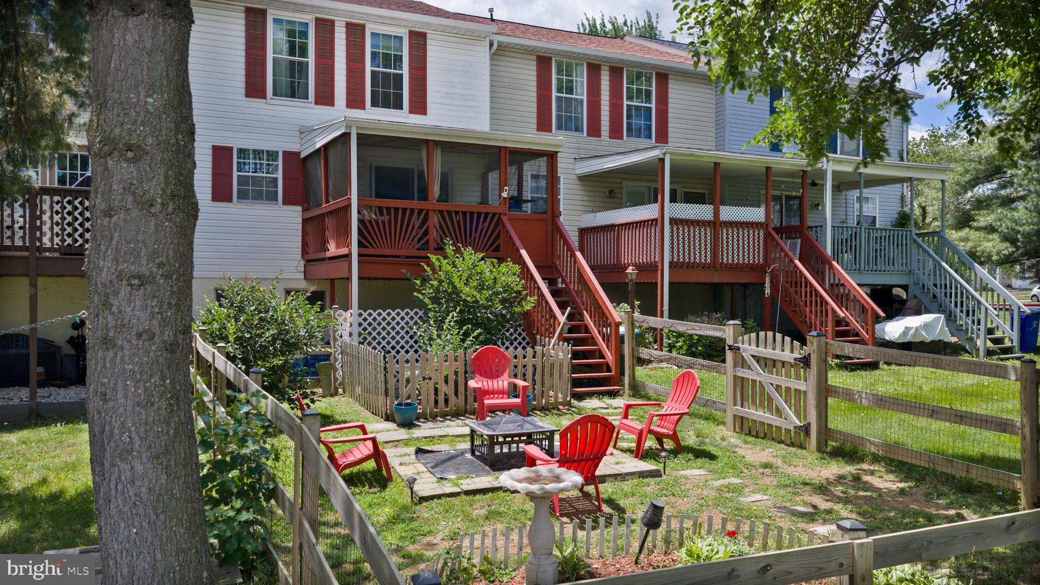 ROLLING MEADOWS - Residential