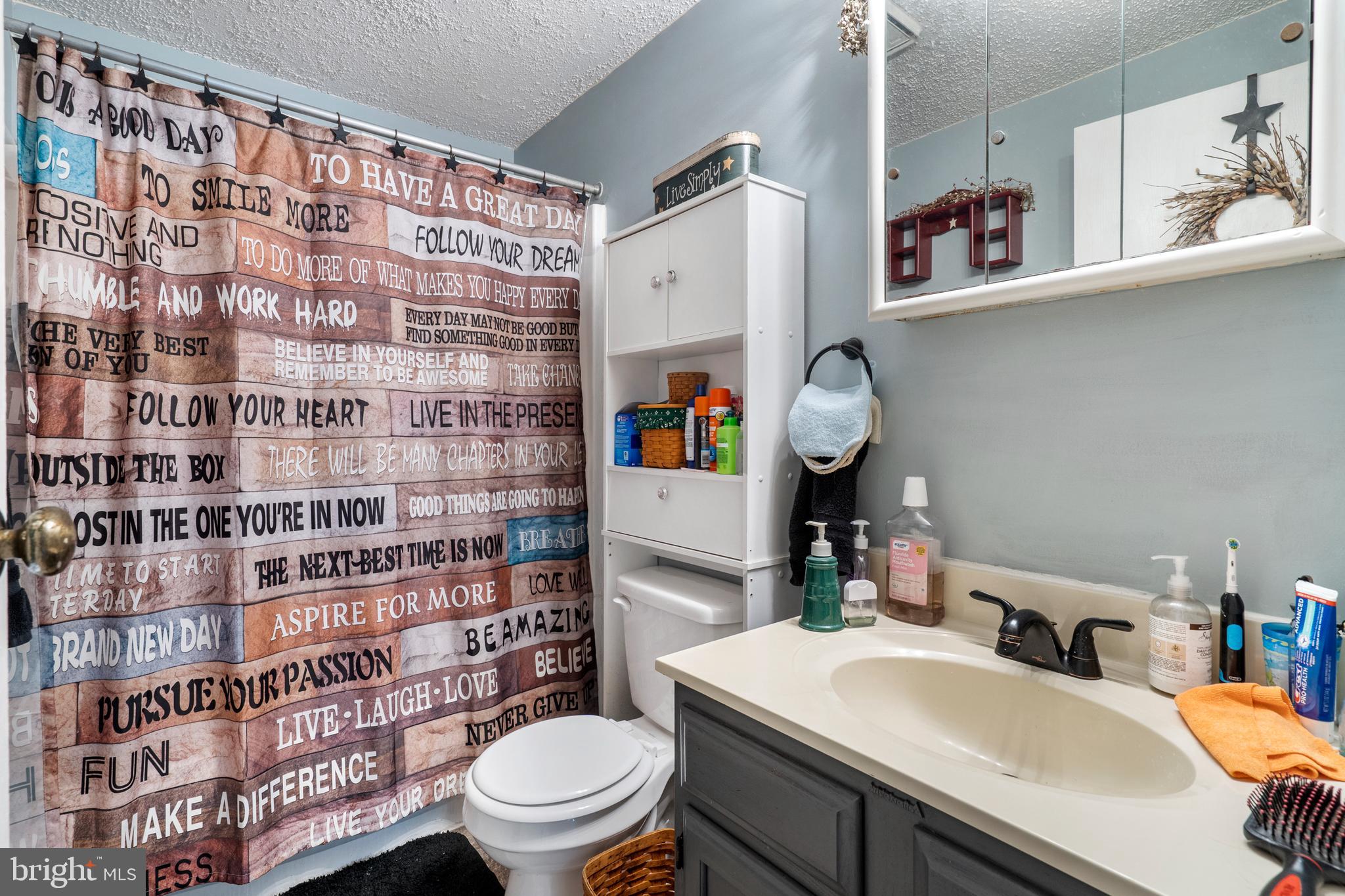 ROLLING MEADOWS - Residential