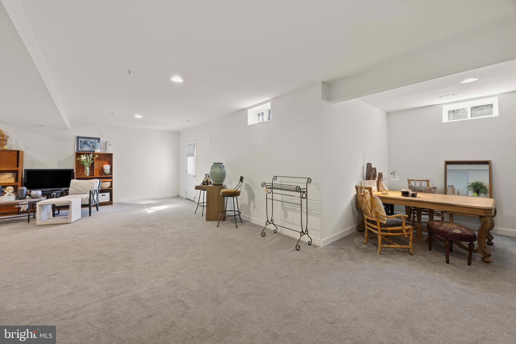GREENACRES - Residential