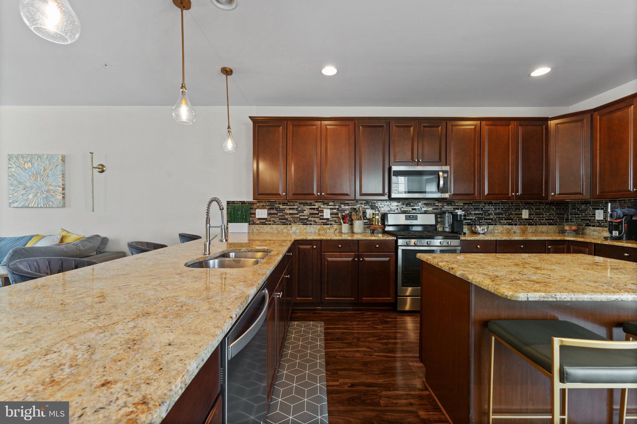 BALLARD GREEN - Residential