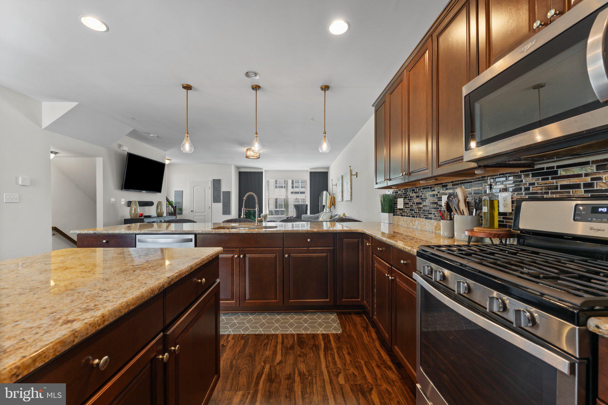 BALLARD GREEN - Residential