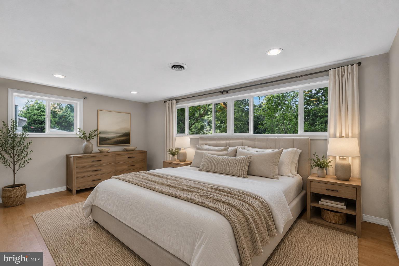 RIDDLEWOOD - Residential