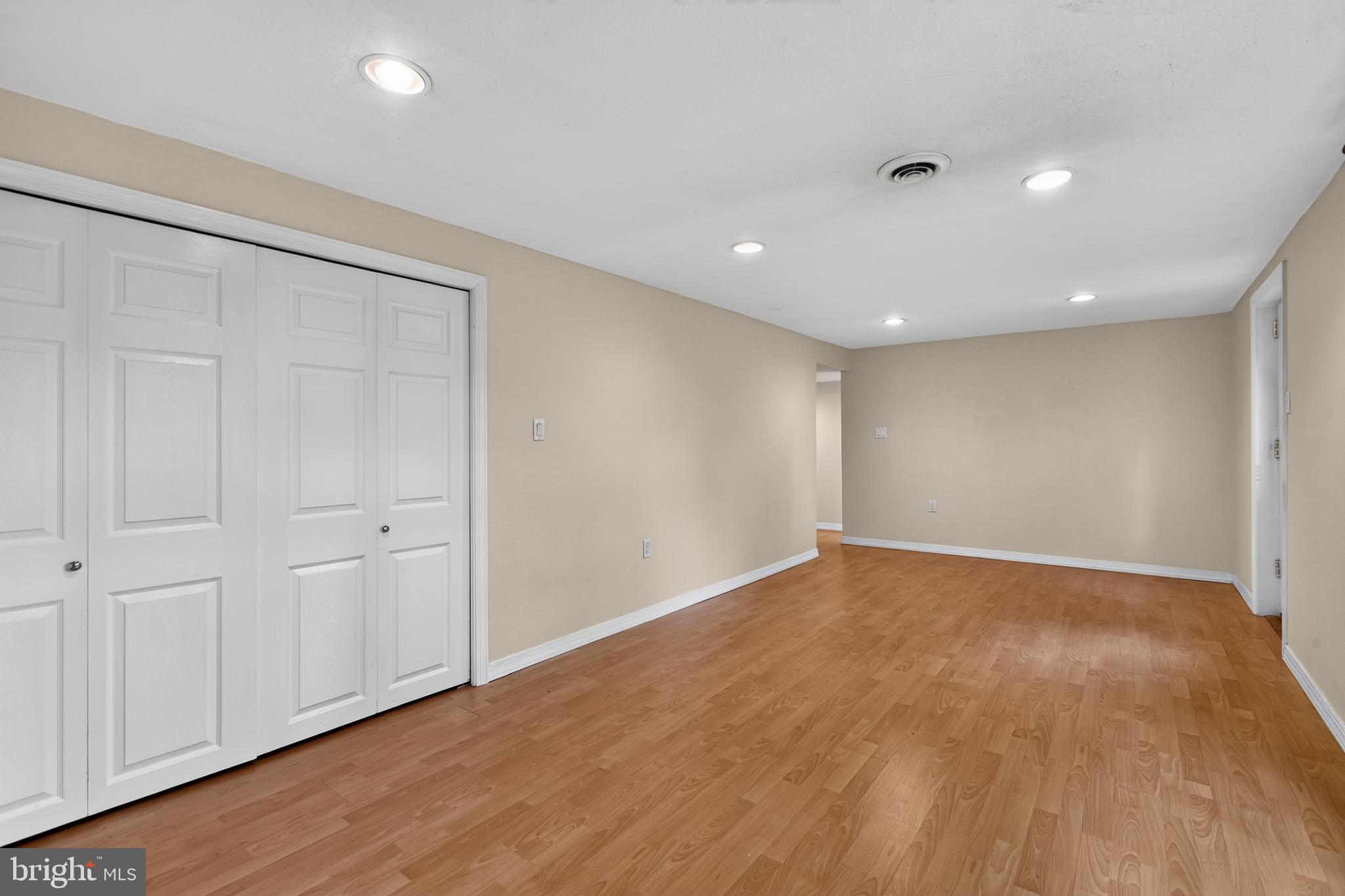 RIDDLEWOOD - Residential