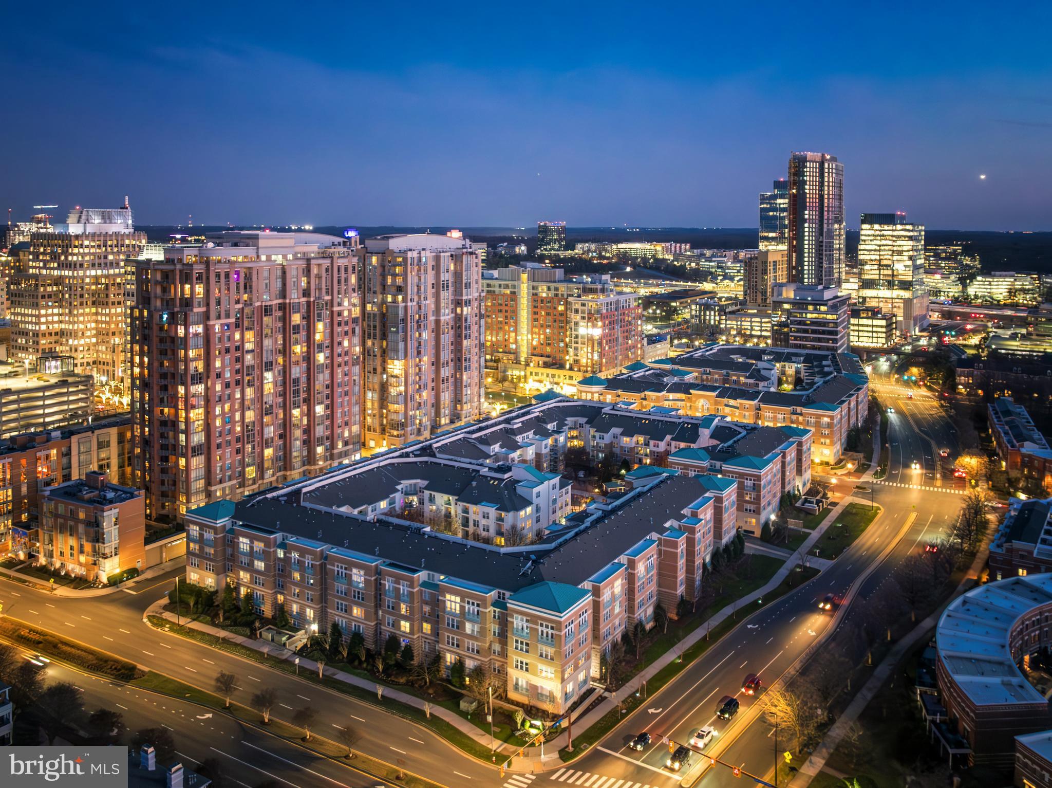 SAVOY AT RESTON TOWN CENTER - Residential