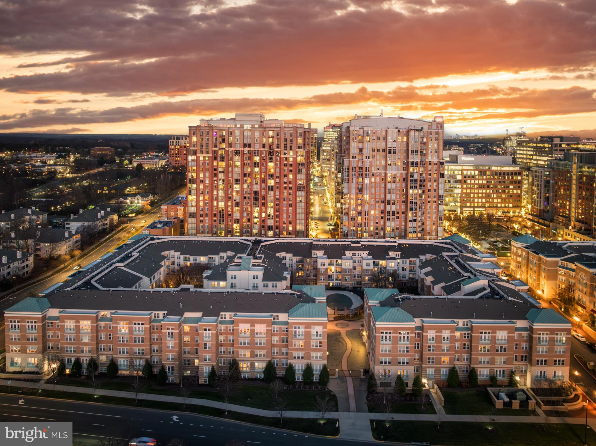 SAVOY AT RESTON TOWN CENTER - Residential
