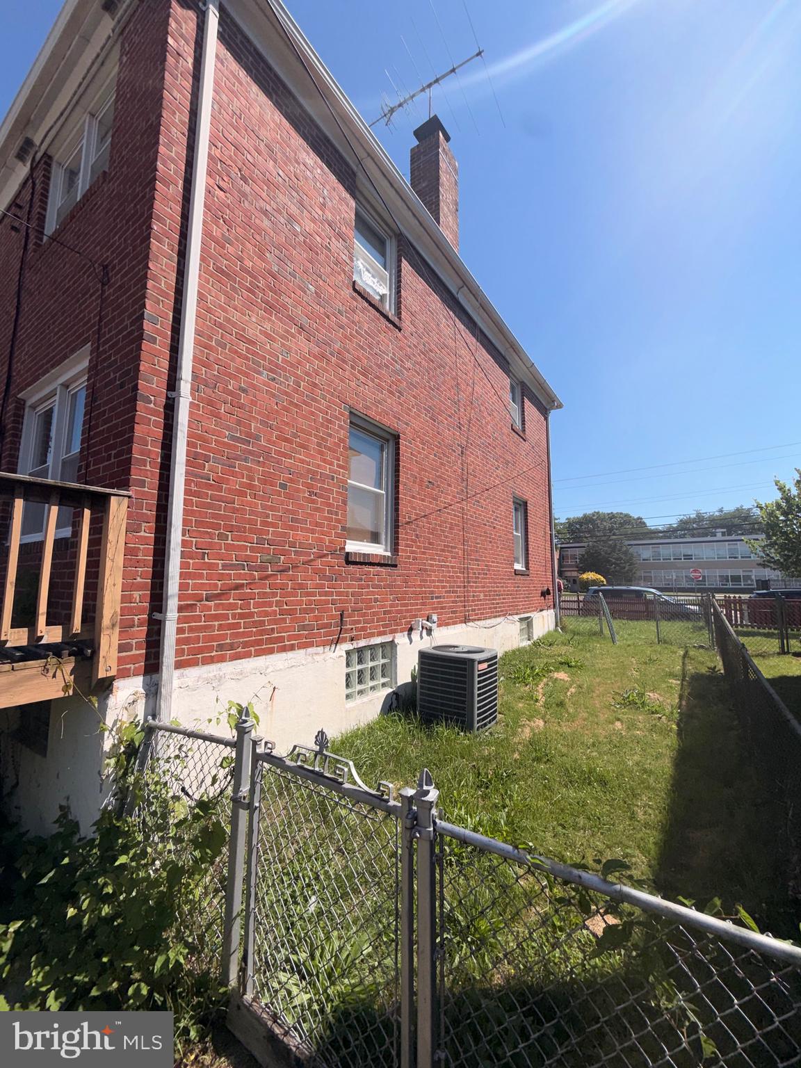 MIDDLE RIVER - Residential