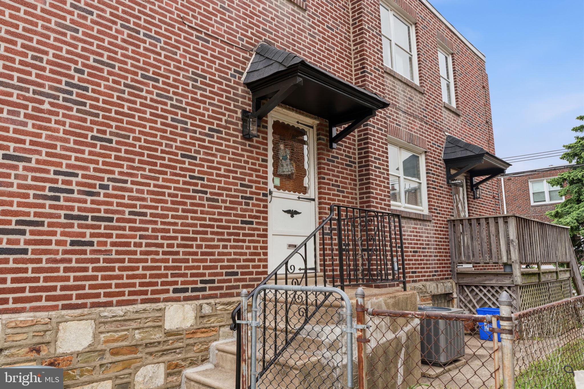 LEXINGTON PARK - Residential
