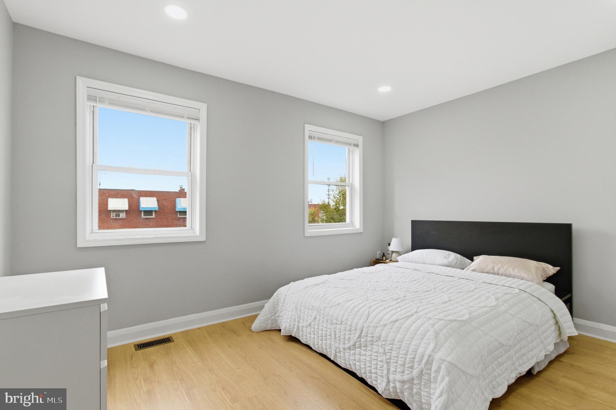 BROOKLYN - Residential