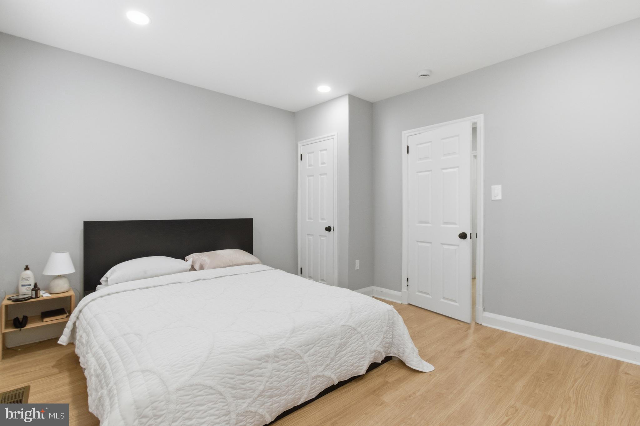 BROOKLYN - Residential