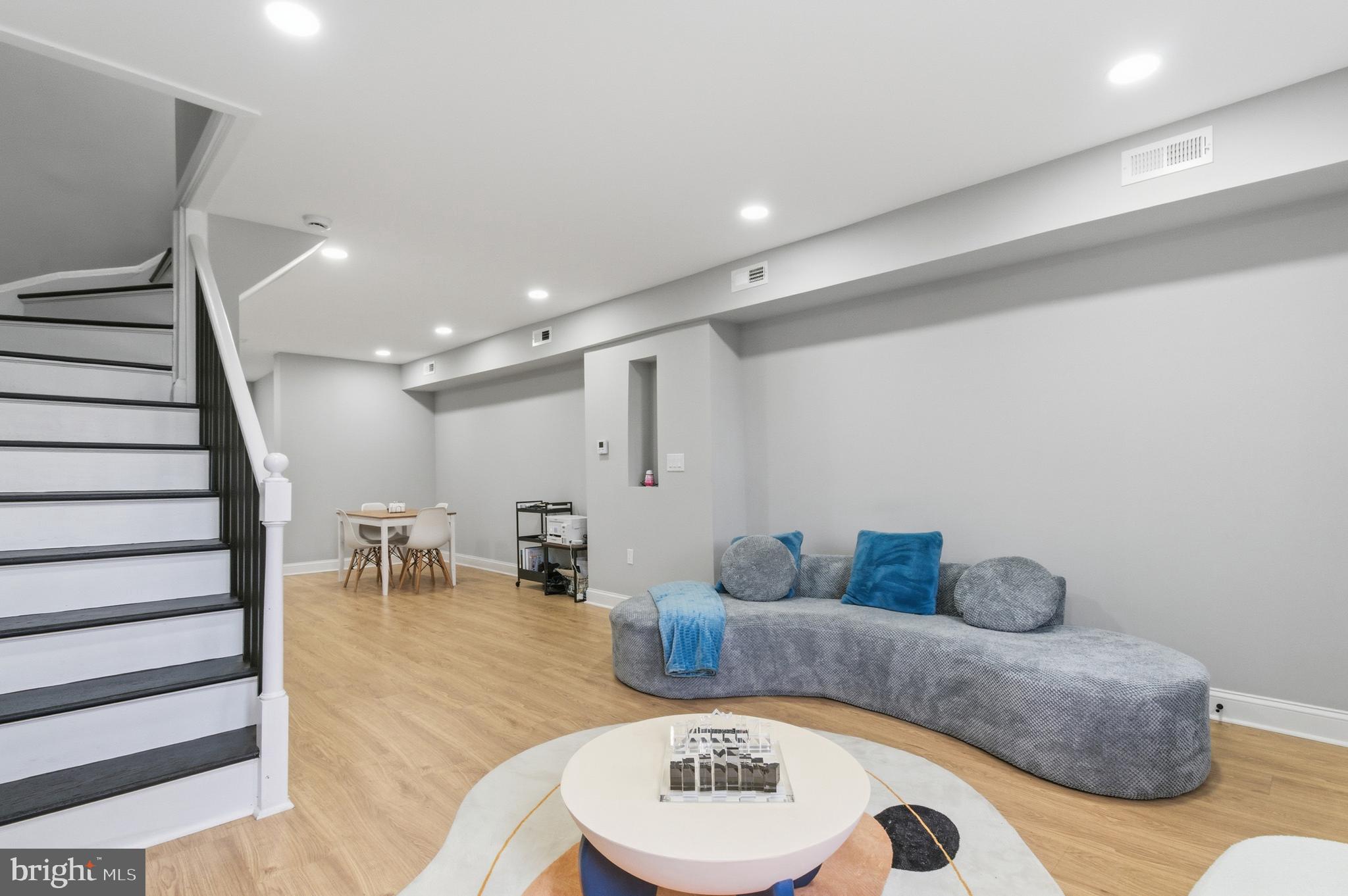 BROOKLYN - Residential