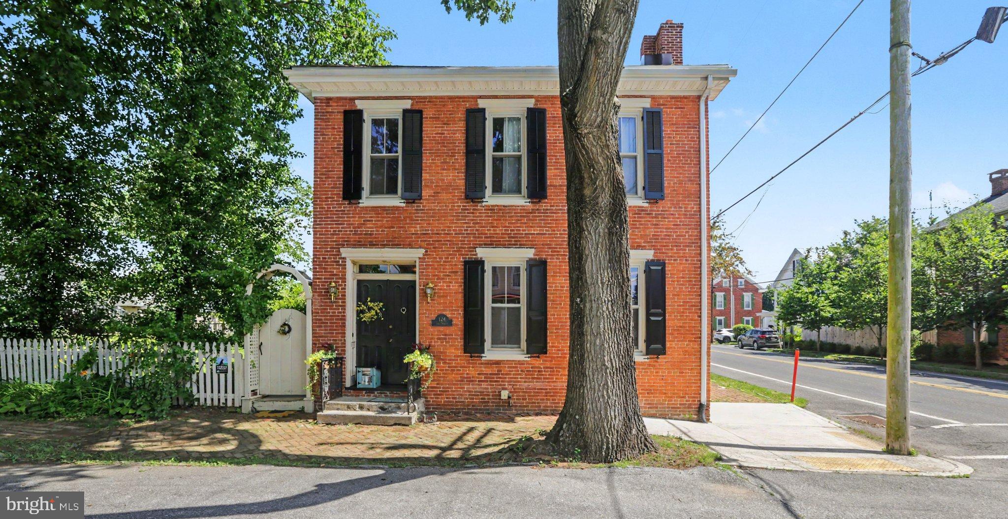 BOILING SPRINGS - Residential