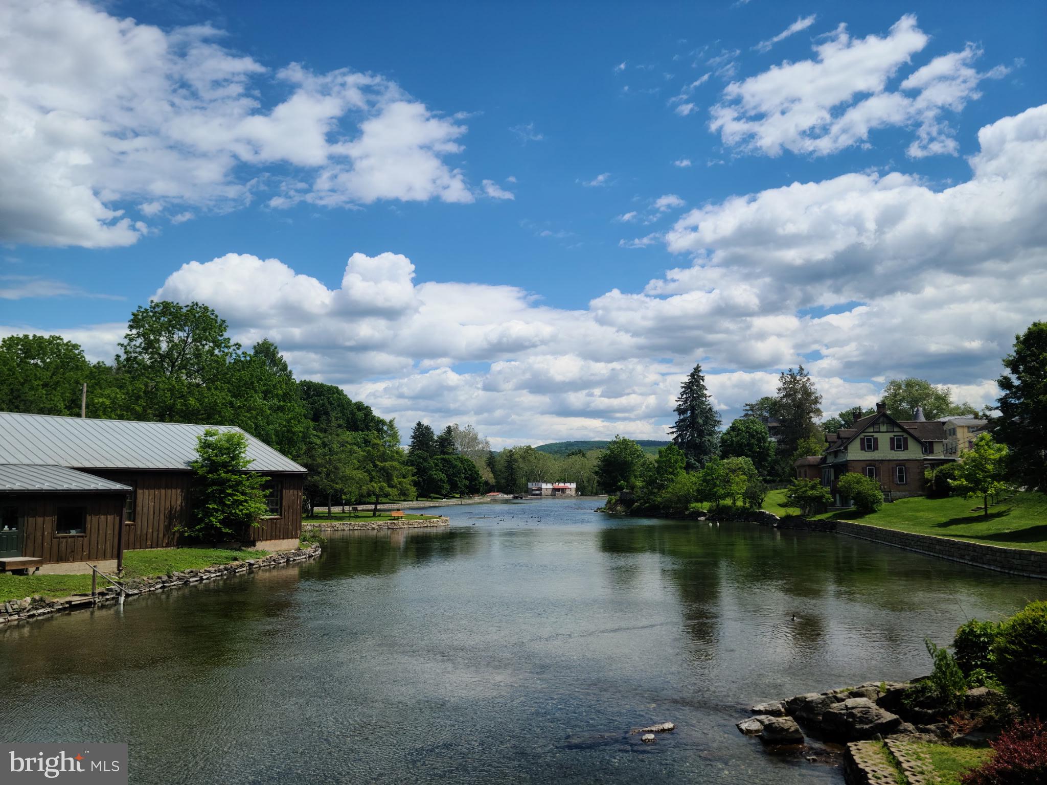 BOILING SPRINGS - Residential