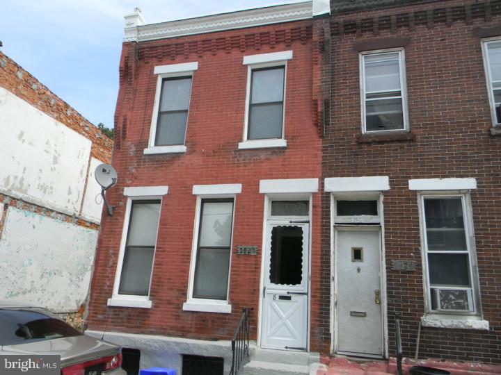 Two bedroom home priced to sell. Great for and investor to renovate and rent or renovate and flip. Open floor layout. The two bedrooms are a decent size. The bathroom has been renovated. Being sold in as is condition. Great investment potential.