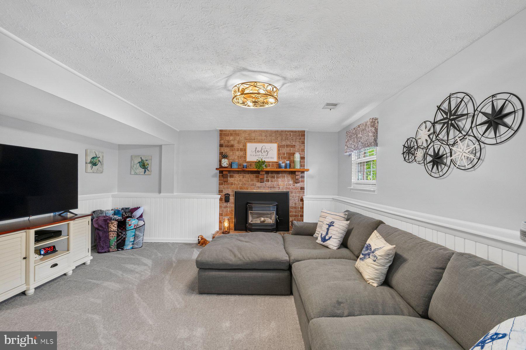 CHESTERFIELD - Residential