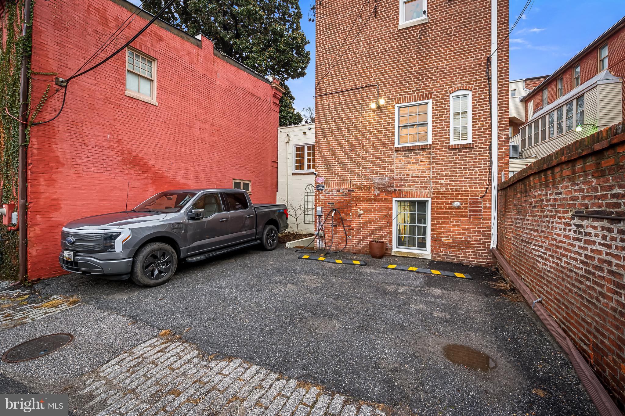MOUNT VERNON PLACE HISTORIC DISTRICT - Residential