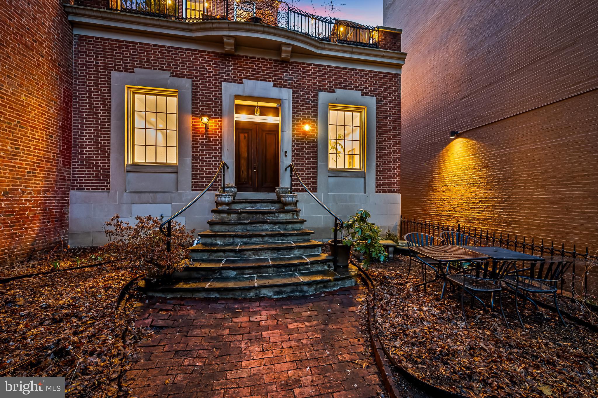 MOUNT VERNON PLACE HISTORIC DISTRICT - Residential