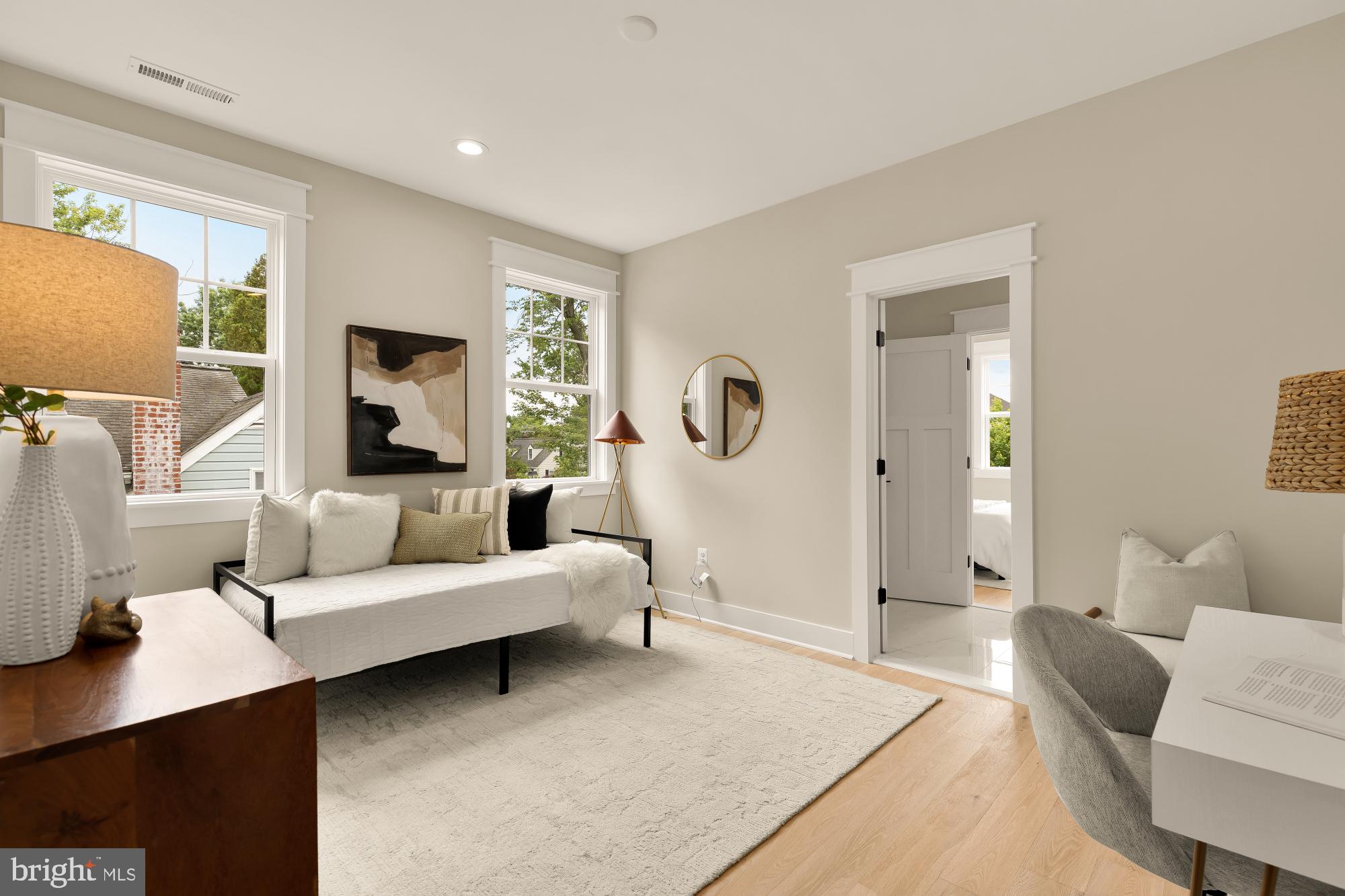 ADDISON HEIGHTS - Residential