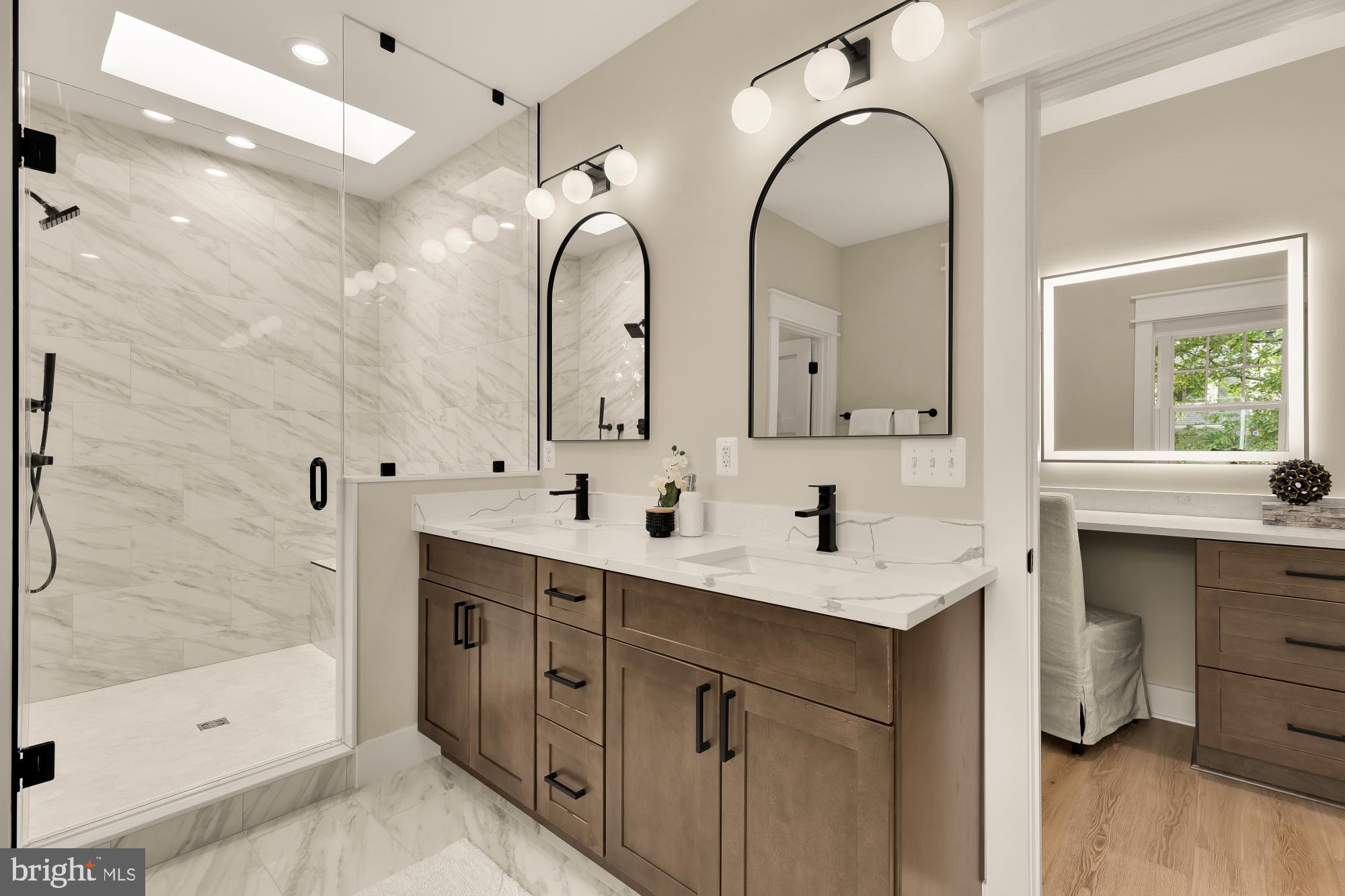 ADDISON HEIGHTS - Residential