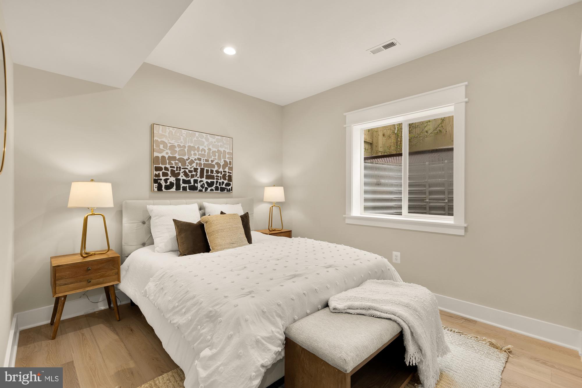 ADDISON HEIGHTS - Residential