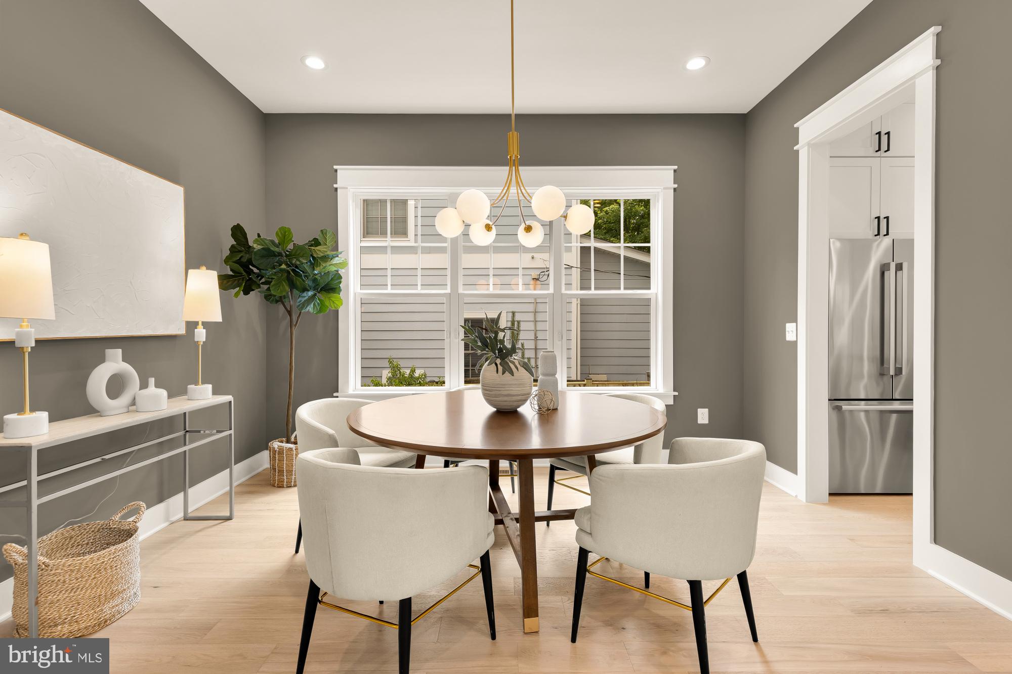 ADDISON HEIGHTS - Residential