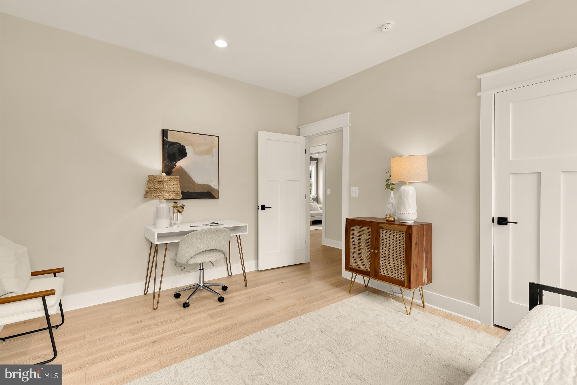 ADDISON HEIGHTS - Residential
