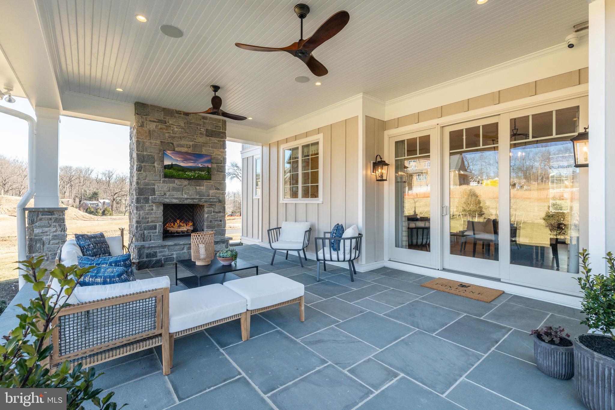 NORTH WAYNE - Residential
