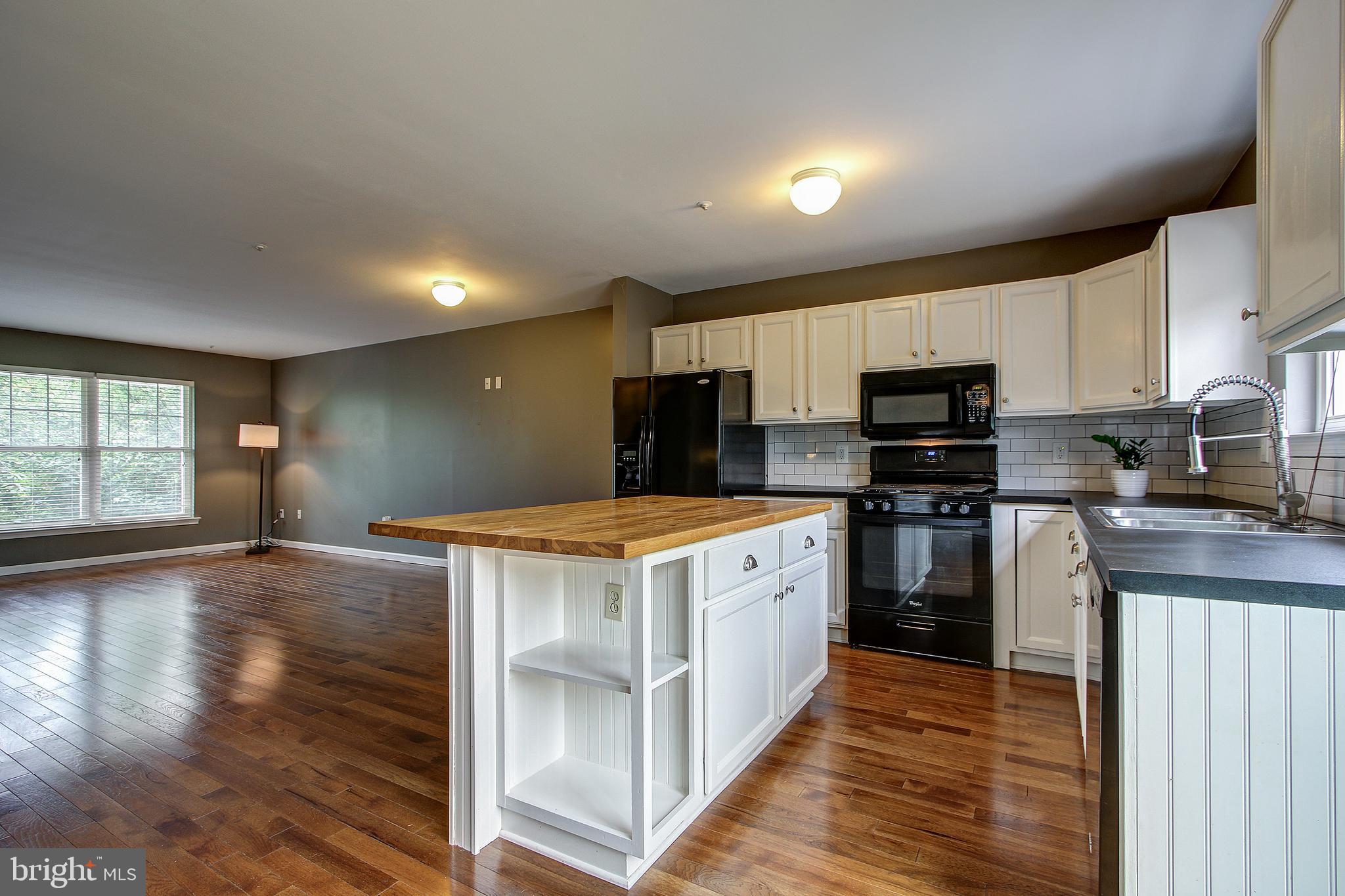 CHERRY PARK - Residential